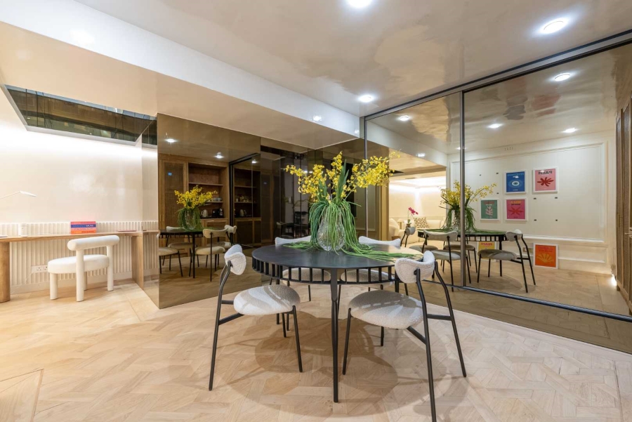 5 Bedroom Property for Sale in Clifton Western Cape